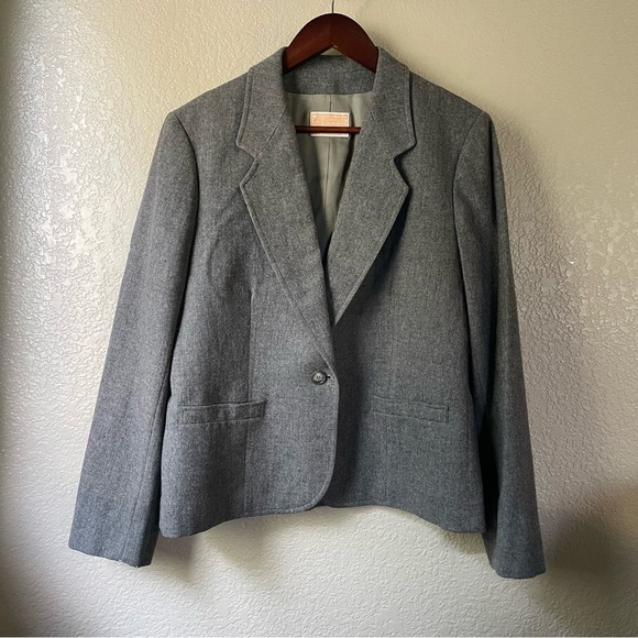 Vintage Pendleton Womens 14 100% Virgin Wool Gray Blazer Suit Coat Office Career - Picture 1 of 12